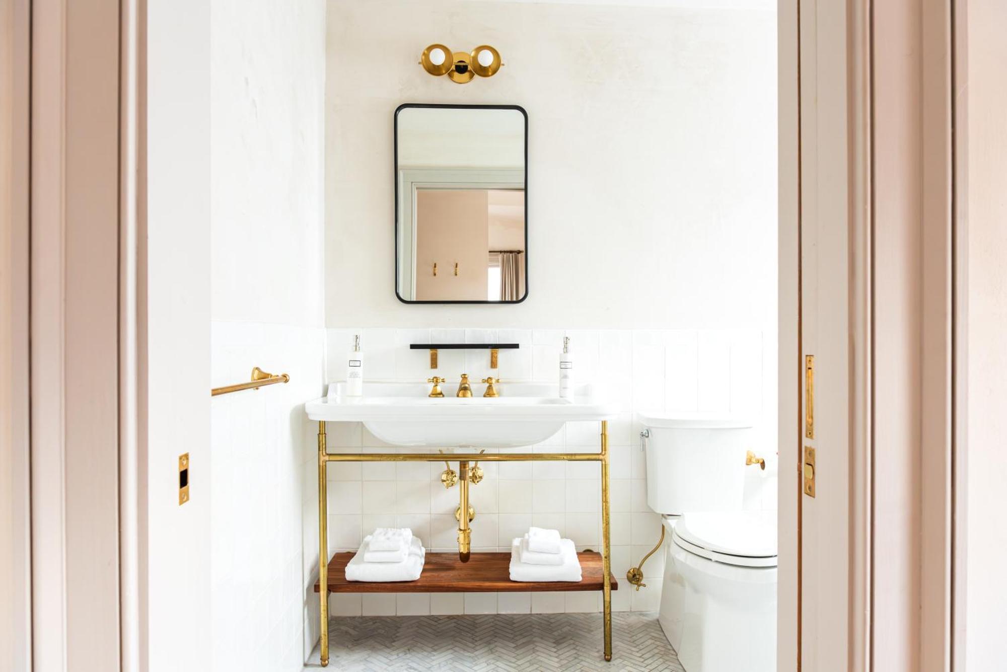 Hotel Kinsley Kingston Eksteriør billede